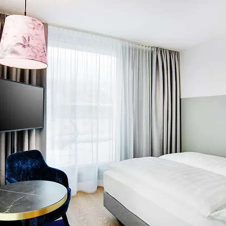Hotel Breinoessl Innsbruck
