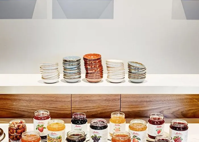 Breinoessl מלון 3*